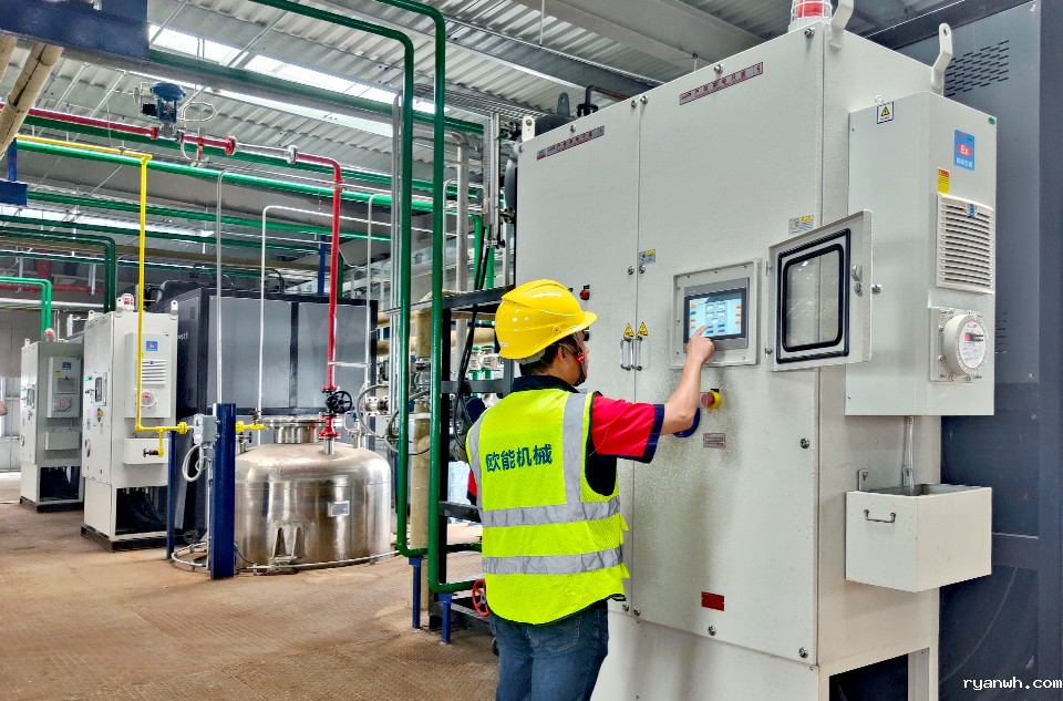 11年专注安全·节能防爆betway广告生产