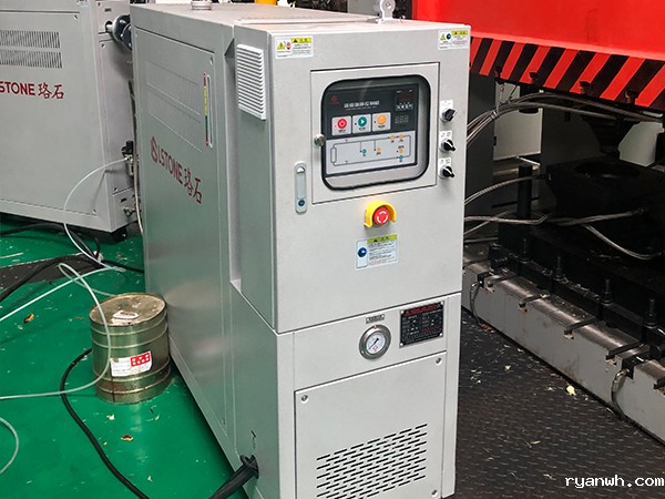 工业用电加热油炉2