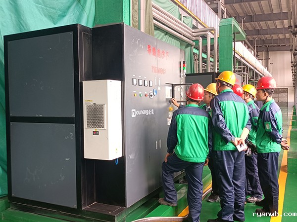 三元前躯体盘式干燥机400KW有机热载体炉