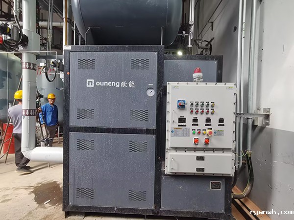 医药中间体反应釜控温化工专用防爆油温机