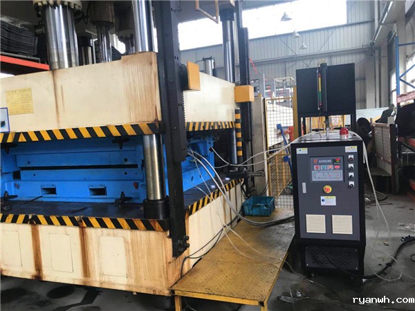 模温机循环泵出现异响如何判断