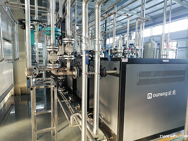 新材料生产真空干燥机模温机