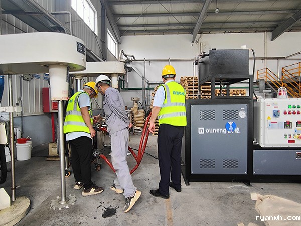 塑料瓶制造搅拌罐加热模温机「必威app精装版苹果版下载安装教程机械」