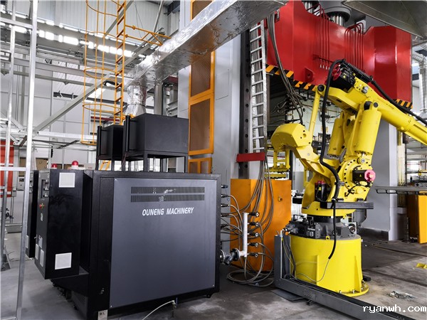 高温油温机与加热设备的连接方式